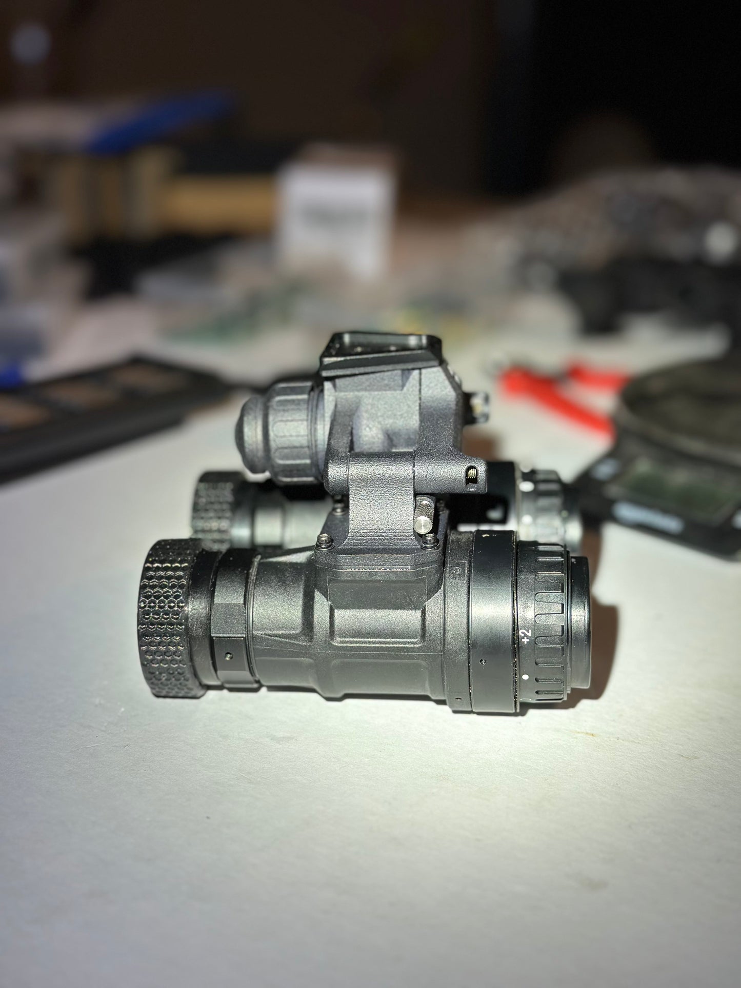 HT-02 LW Binocular